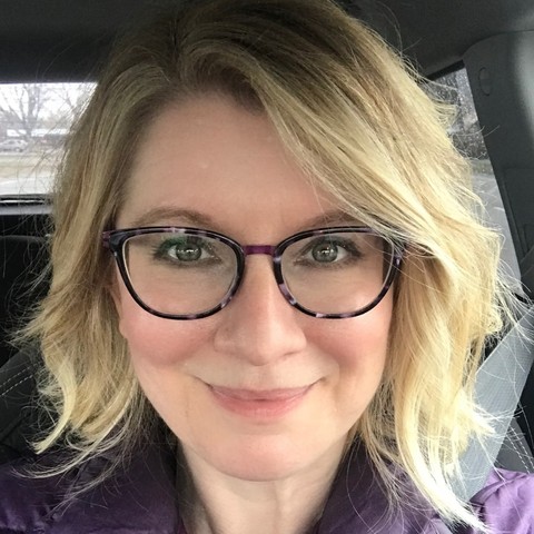 Amanda Coolong
